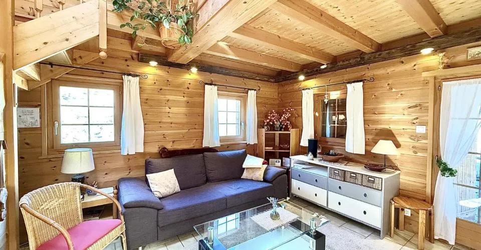 Chalet de 4,5 pièces avec 5245m2 de terrain