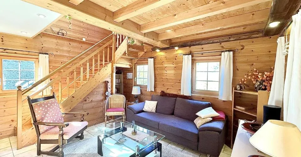 Chalet de 4,5 pièces avec 5245m2 de terrain