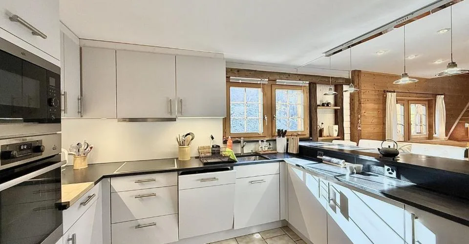 Chalet de 4,5 pièces avec 5245m2 de terrain