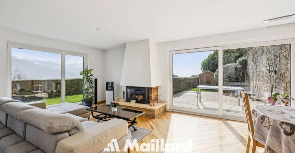 Magnifique appartement de 6.5 pièces avec vue panoramique sur les Alpes