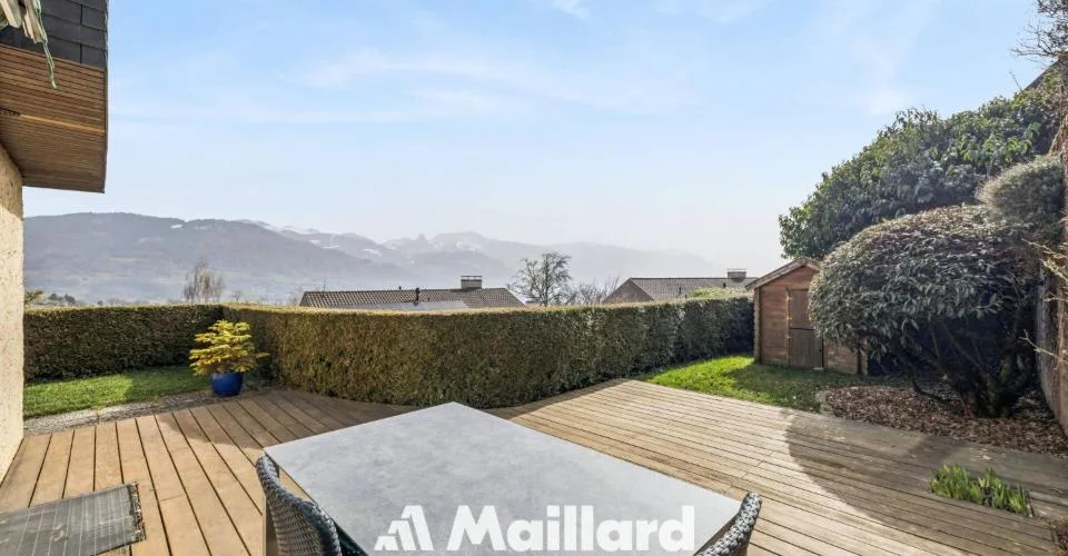 Magnifique appartement de 6.5 pièces avec vue panoramique sur les Alpes