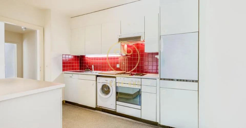 ECHICHENS - Charmant 2,5 pièces avec 2 balcons au coeur du village