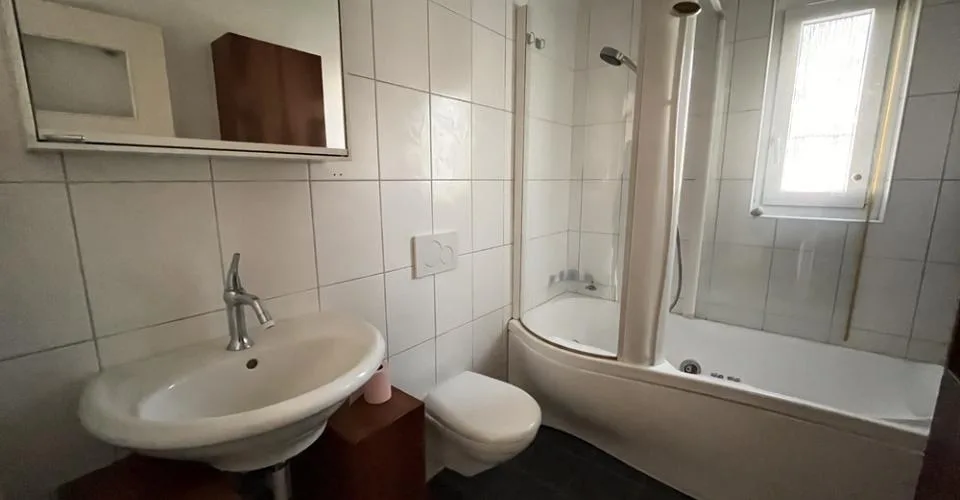 Maison, Delémont - 795000