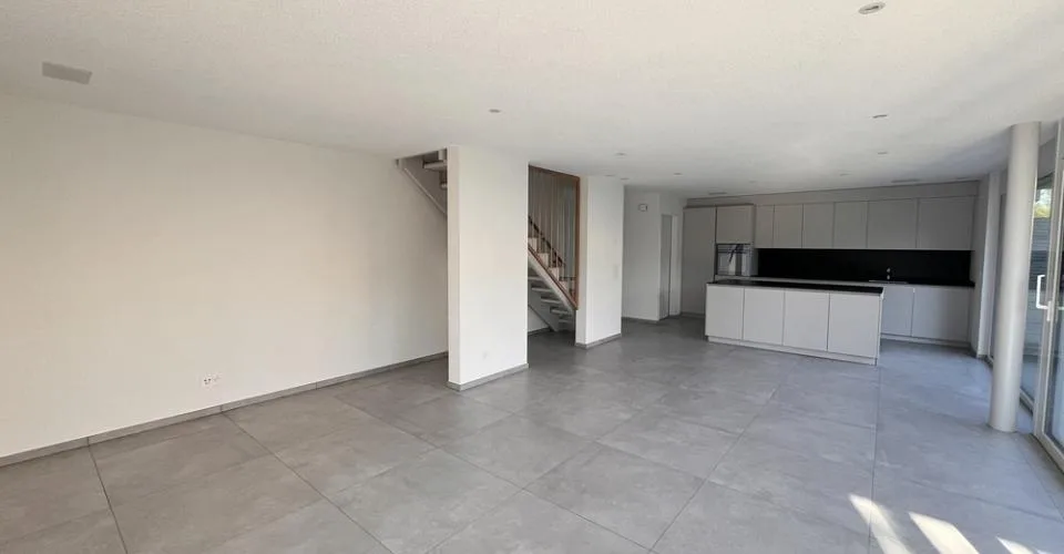 Maison jumelée, Courtételle - 805000