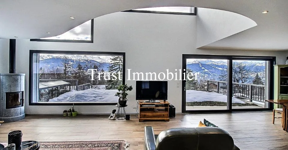 6010. Luxe, nature et raffinement face aux montagnes