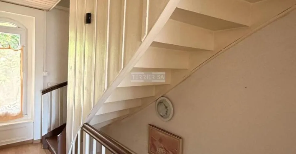 Charme et authenticité: ancienne villa Suchard avec jardin et garage