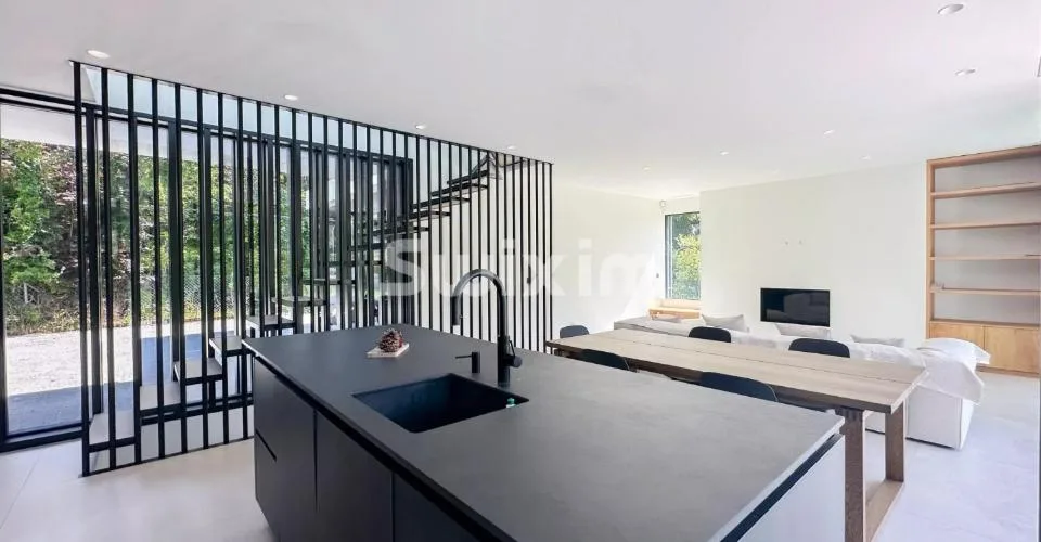 Maison d'architecte contemporaine à Chêne-Bougeries – Foto 4 von 13