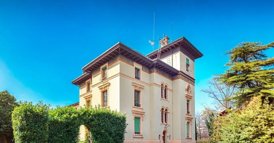 Appartement C: 180m² au dernier étage - Maison Maître 1893 rénovée