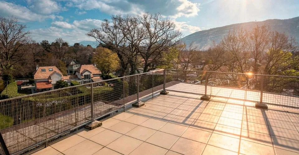 Appartement C: 180m² au dernier étage - Maison Maître 1893 rénovée