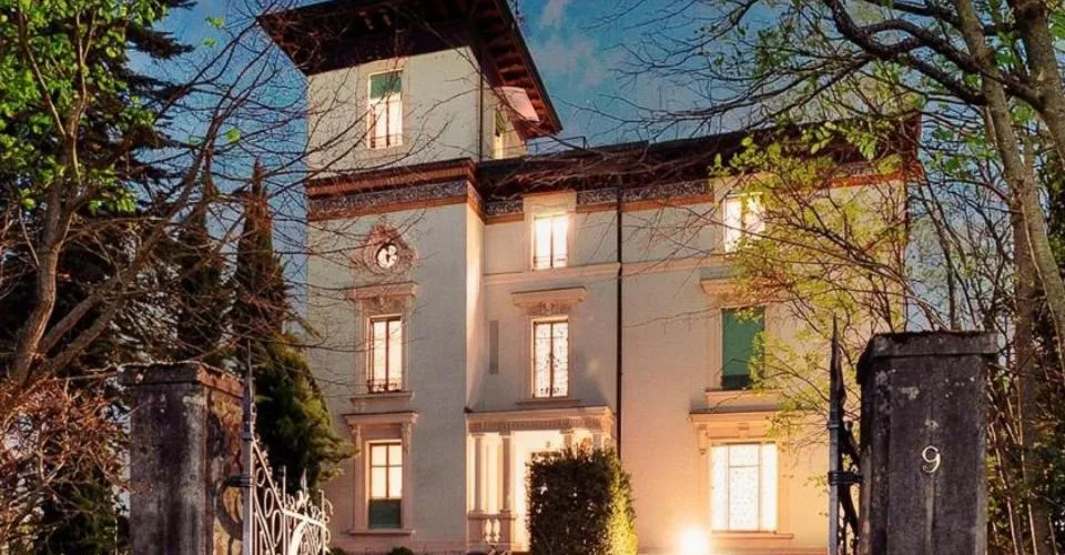 Appartement C: 180m² au dernier étage - Maison Maître 1893 rénovée
