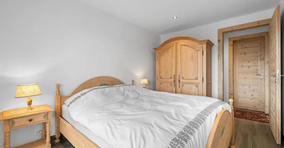 Magnifique appartement ski in-out – Foto 10 von 13