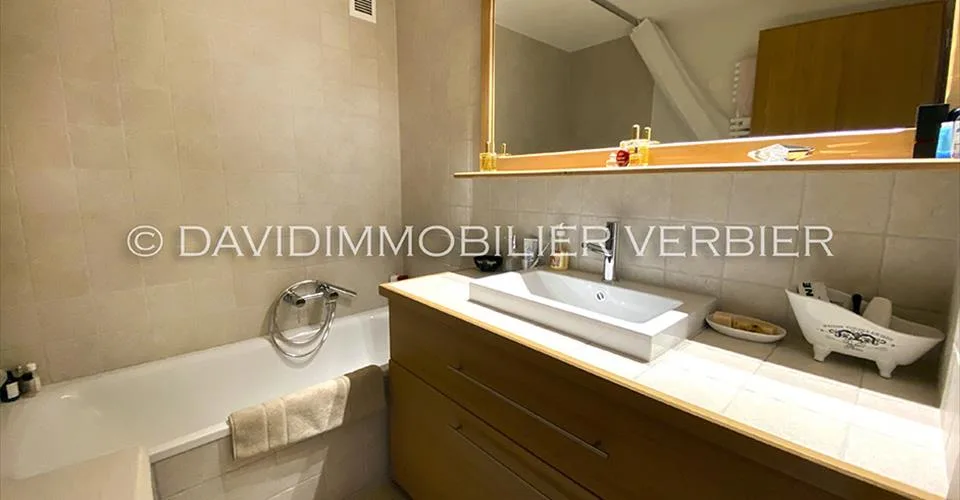 Verbier:Superbe appartement entièrement rénové de 86.5 m2. – Foto 13 von 21