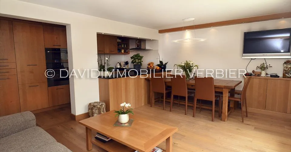 Verbier:Superbe appartement entièrement rénové de 86.5 m2. – Foto 4 von 21