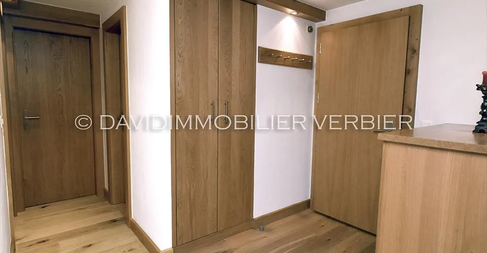 Verbier:Superbe appartement entièrement rénové de 86.5 m2. – Foto 8 von 21