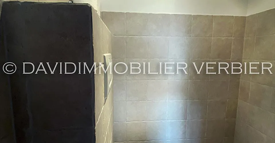 Verbier:Superbe appartement entièrement rénové de 86.5 m2. – Foto 20 von 21