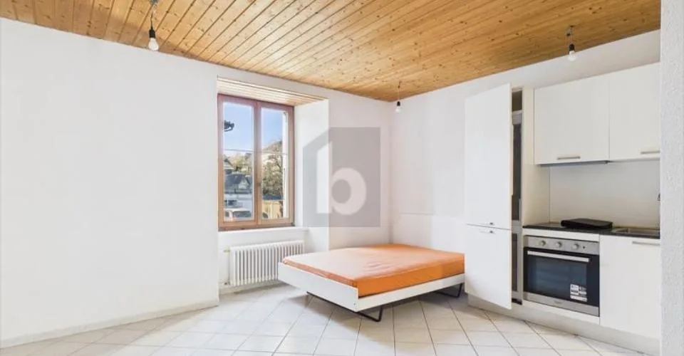 IMMEUBLE 5,4 % DE RENDEMENT 9 APPARTEMENTS 11 BOX