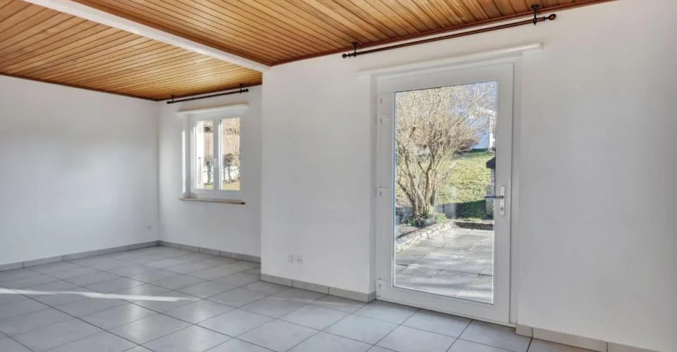 Reconvilier, villa de 4.5pces avec atelier et 3 garages – foto 6 di 13