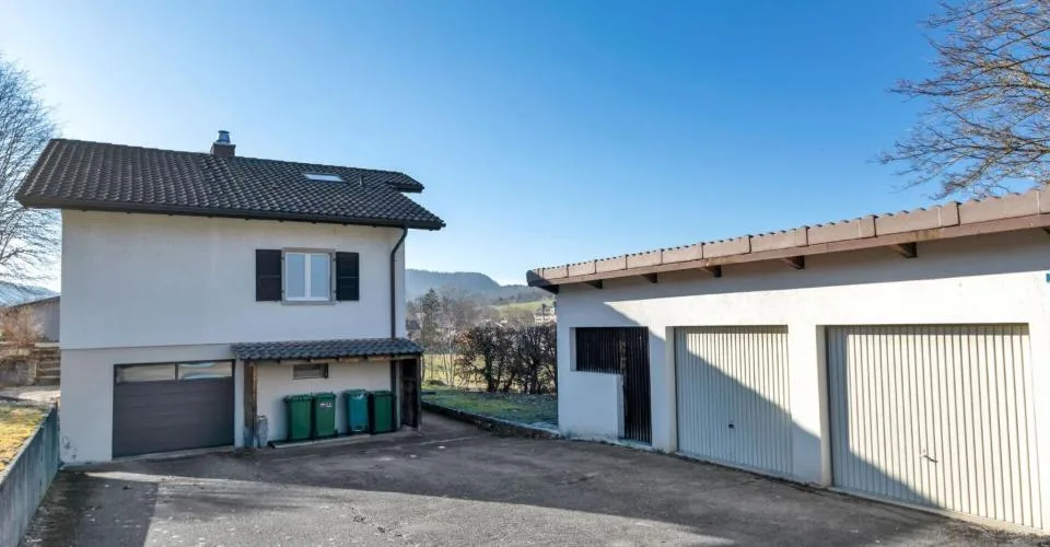 Reconvilier, villa de 4.5pces avec atelier et 3 garages – foto 3 di 13