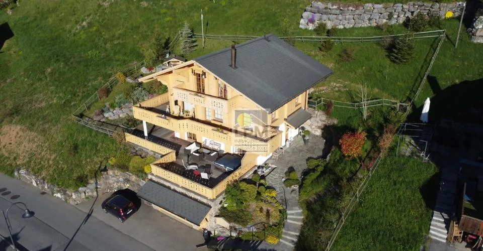Chalet familial avec emplacement exceptionnel proche des télécabines
