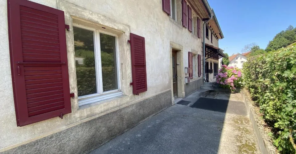 Maison familiale de 2 appartements, Boncourt - 210000