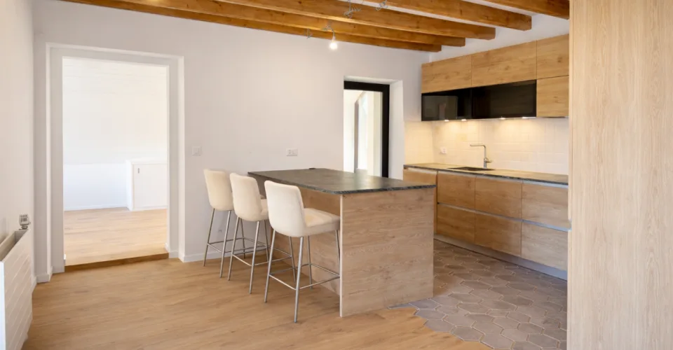 Appartement entièrement rénové en 2026 - Volumes atypiques avec double suite parentale à Puplinge