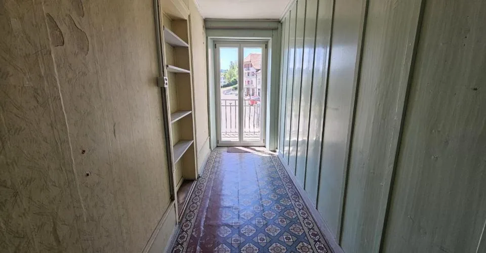 À vendre à Reconvilier immeuble à rénover avec appartements + ateliers – Foto 11 von 13