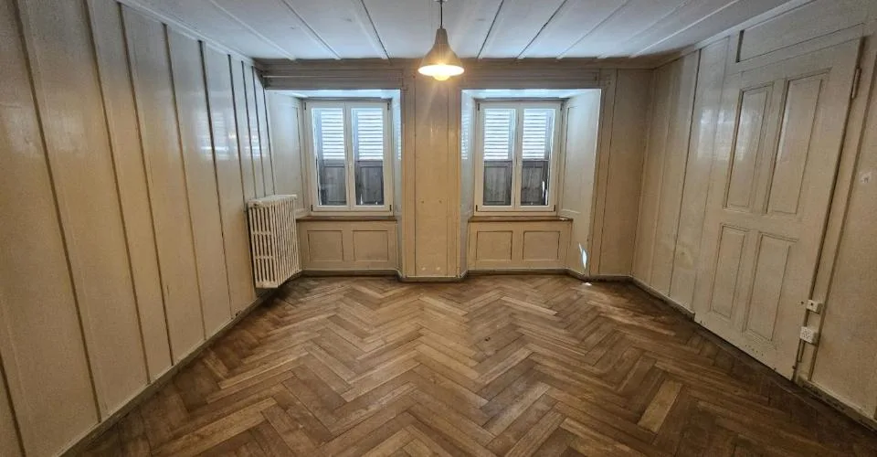 À vendre à Reconvilier immeuble à rénover avec appartements + ateliers – Foto 12 von 13