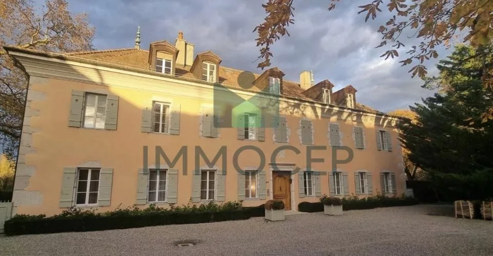 Appartement d'exception 2 chambres au sein du Château du Veyrier