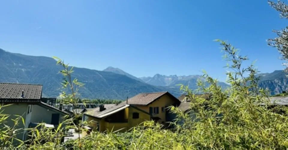 Splendide 3.5 pièces avec jardin et terrasse panoramique