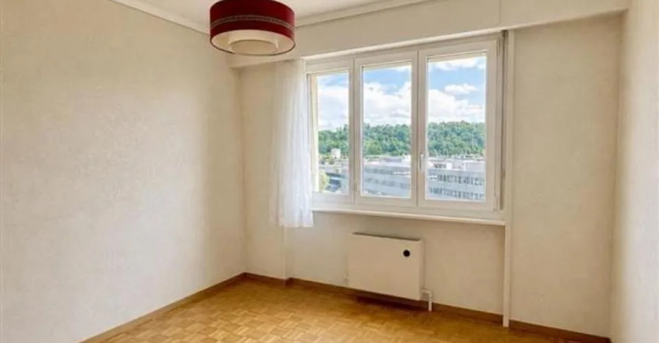 Appartement de 4.5 pièces au dernier étage – Foto 9 von 13