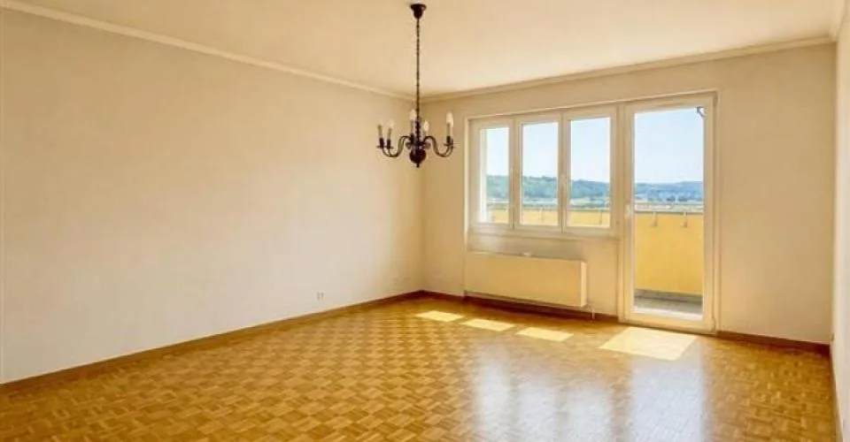 Appartement de 4.5 pièces au dernier étage – Foto 2 von 13