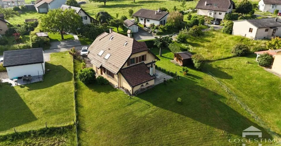 Occasion unique! Villa individuelle au coeur du village