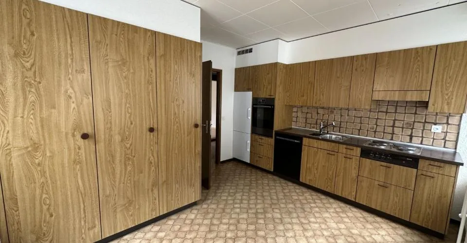 St-Imier, immeuble de 5 appartements et 4 garages – foto 7 di 11