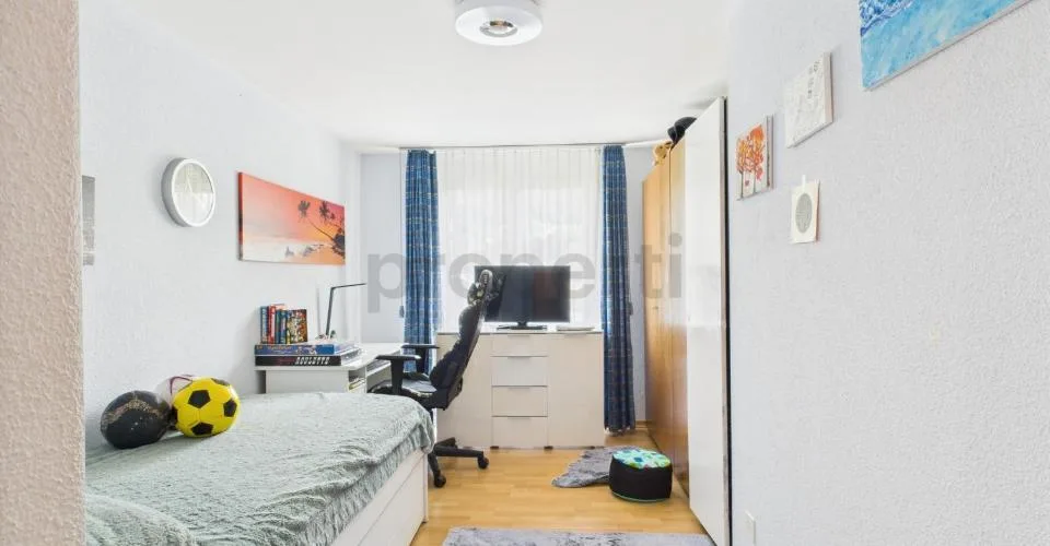 4.5-Zimmer-Wohnung in Oberkulm inklusive 2 Tiefgaragenplätze Attraktives Wohnen mit gutem Preis-Leistungs-Verhältnis
