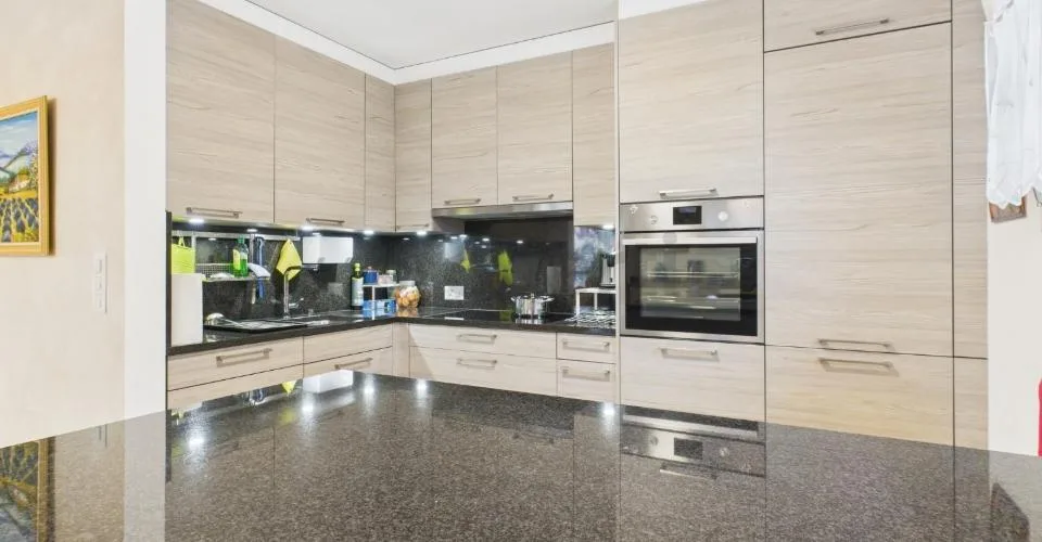 Elegante Appartamento nel Cuore di Lugano: Comfort e Stile in Posizione Privilegiata