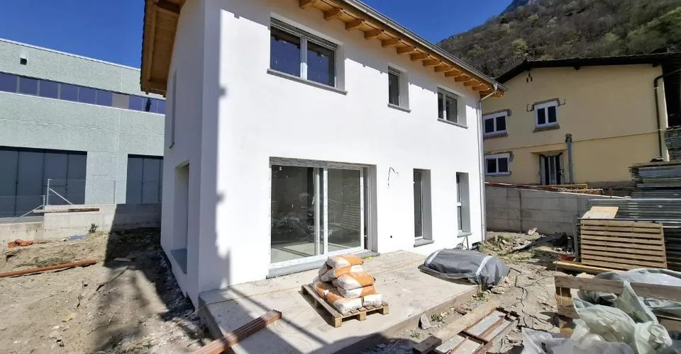 Villetta indipendente in prossima edificazione a Cadenazzo in nuovo complesso residenziale