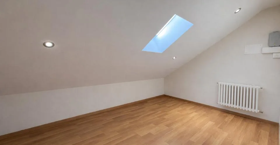 Maison individuelle avec disponible aménagé et entrée indépendante