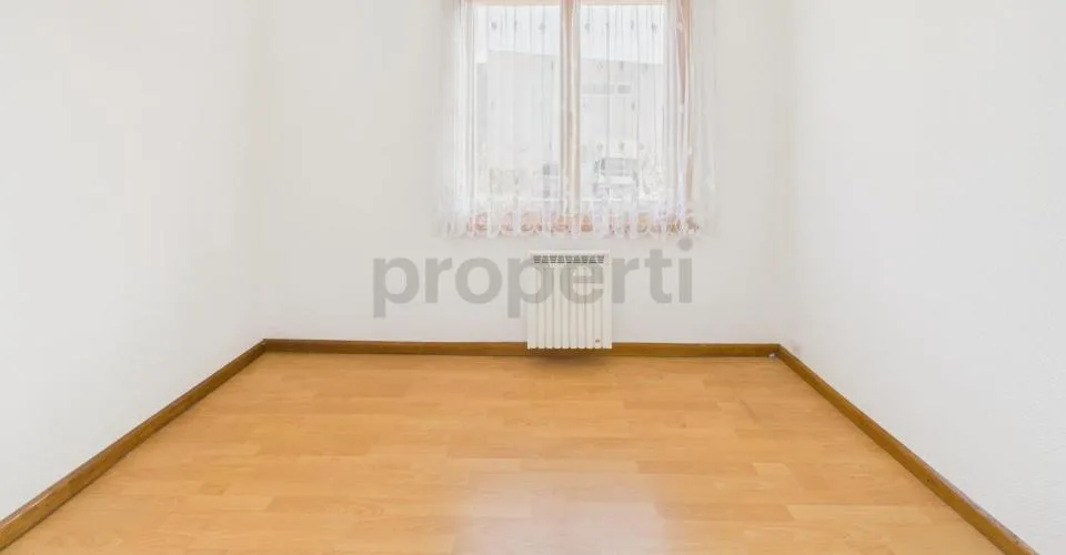 Geräumige 3.5 Zimmer - Wohnung mit freier Sicht in Vétroz
