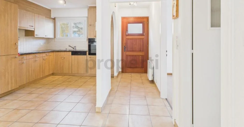 Geräumige 3.5 Zimmer - Wohnung mit freier Sicht in Vétroz