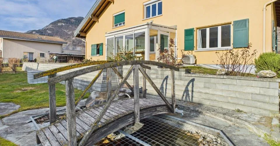 Geräumige 3.5 Zimmer - Wohnung mit freier Sicht in Vétroz