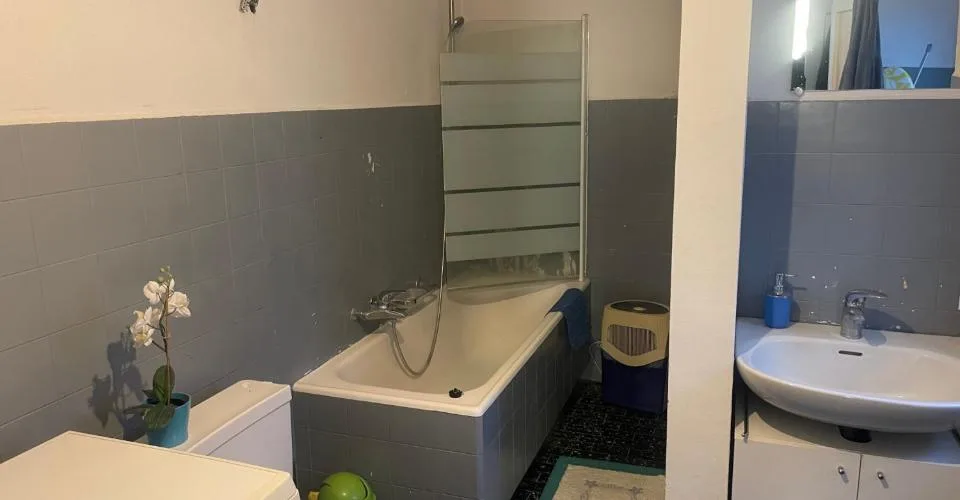 Elegante casa indipendente di 6 locali con balcone a Mendrisio