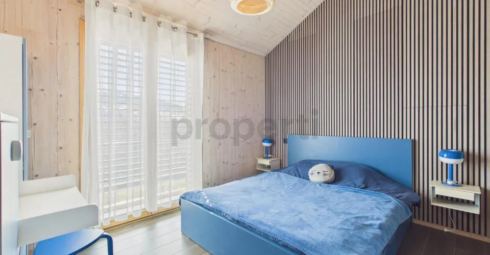 Modern 5.5 room semi-detached house with parking, Lens