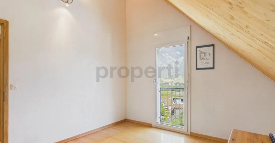 Ihr neues Zuhause mit Terrasse, Garten, Balkon und wunderbarer Aussicht