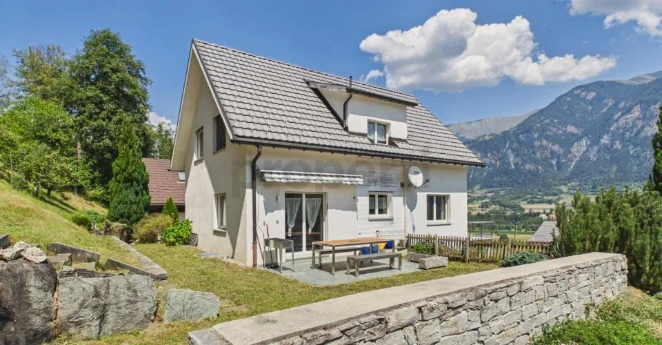 Ihr neues Zuhause mit Terrasse, Garten, Balkon und wunderbarer Aussicht
