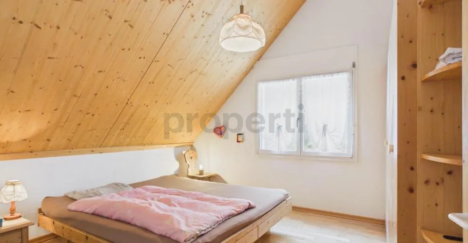 Ihr neues Zuhause mit Terrasse, Garten, Balkon und wunderbarer Aussicht