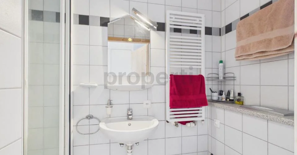 Ihr neues Zuhause mit Terrasse, Garten, Balkon und wunderbarer Aussicht