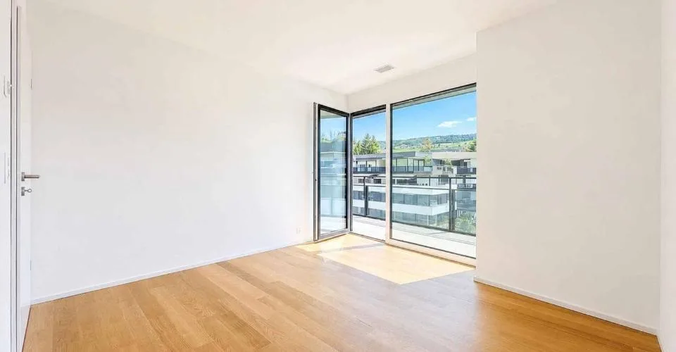 UNIQUE ! Attique neuf de 5.5 pièces bénéficiant d'un rooftop terrasse – photo 6 of 13