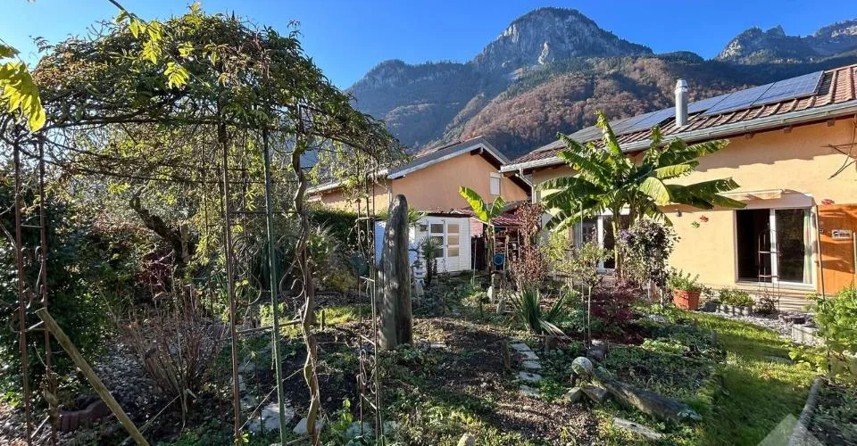 Villa jumelée de 146 m2 aux Evouettes