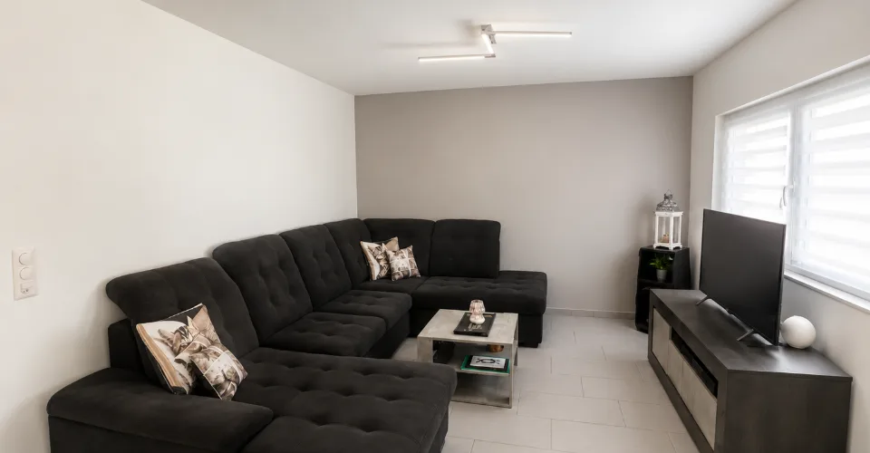 BELLE MAISON INDIVIDUELLE RÉNOVÉE AU CŒUR DE CHÉNENS