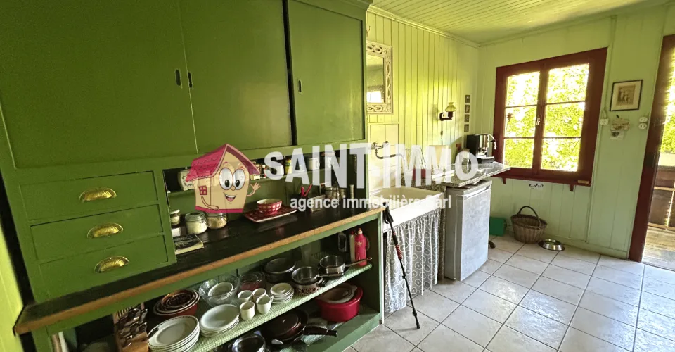 Charmant chalet avec dépendance, garage et jardin arboré sans vis-à-vis